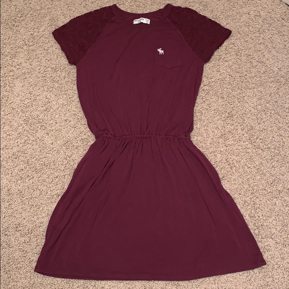 Abercrombie kids T-shirt dress with lace sleeve